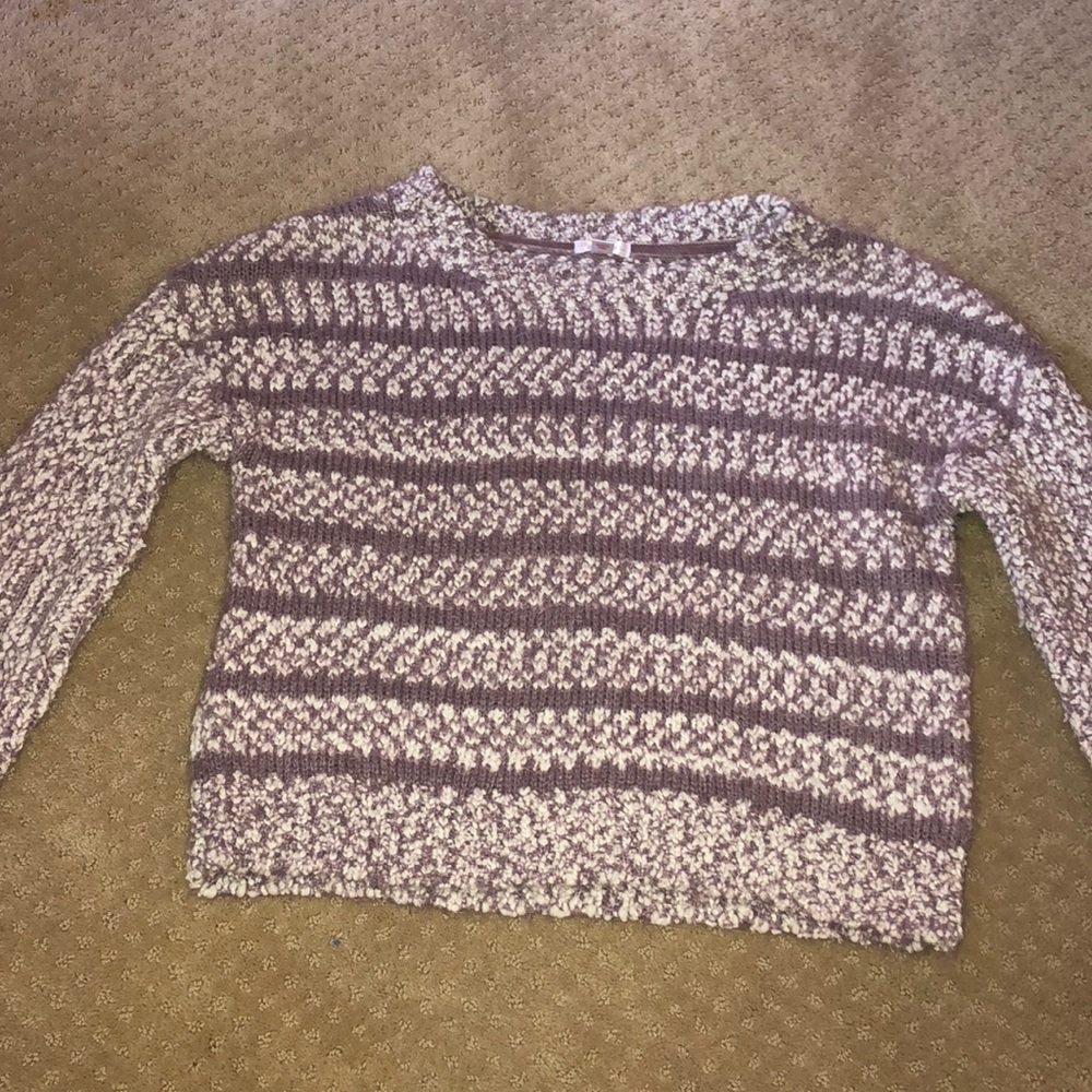Xhilaration sweater